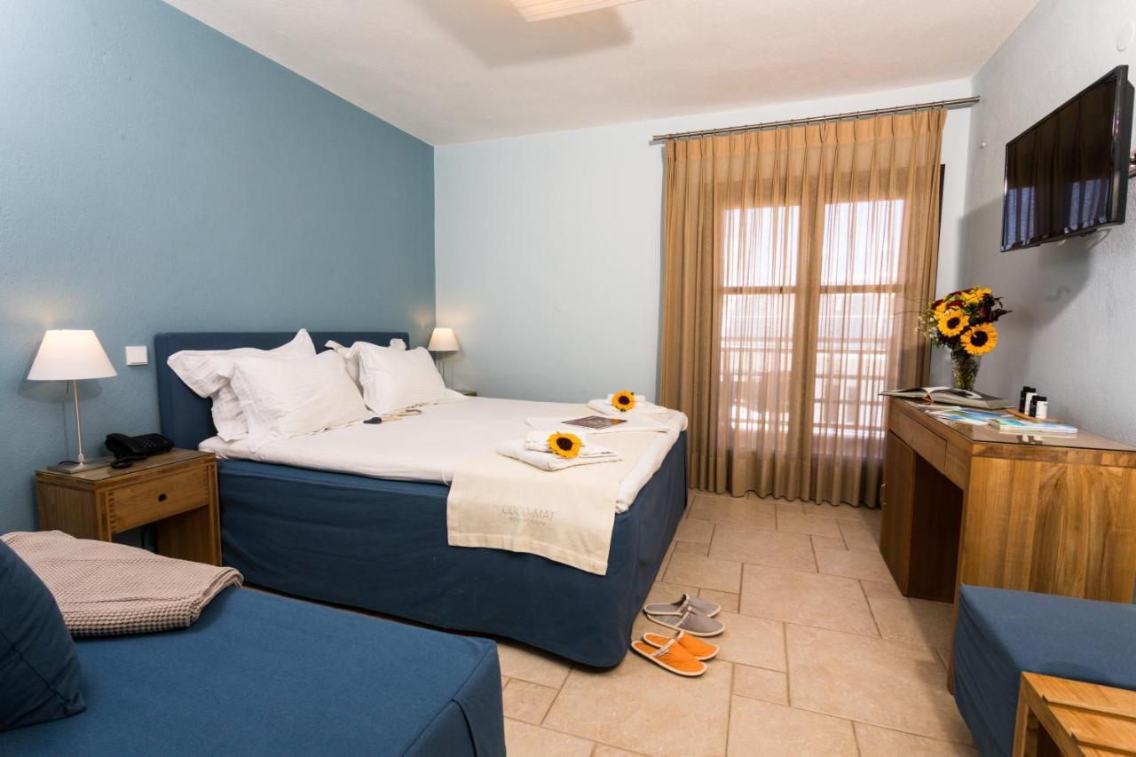 Helianthus Guesthouse アムリアニ エクステリア 写真